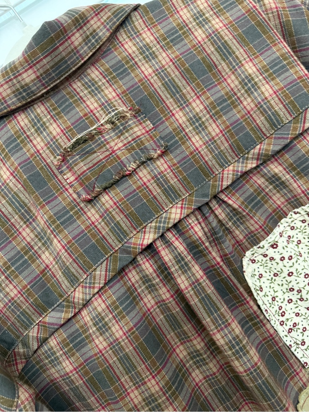 easel Plaid Button-Down Top with Floral Appliqué in Brown and Olive - Picture 8 of 9